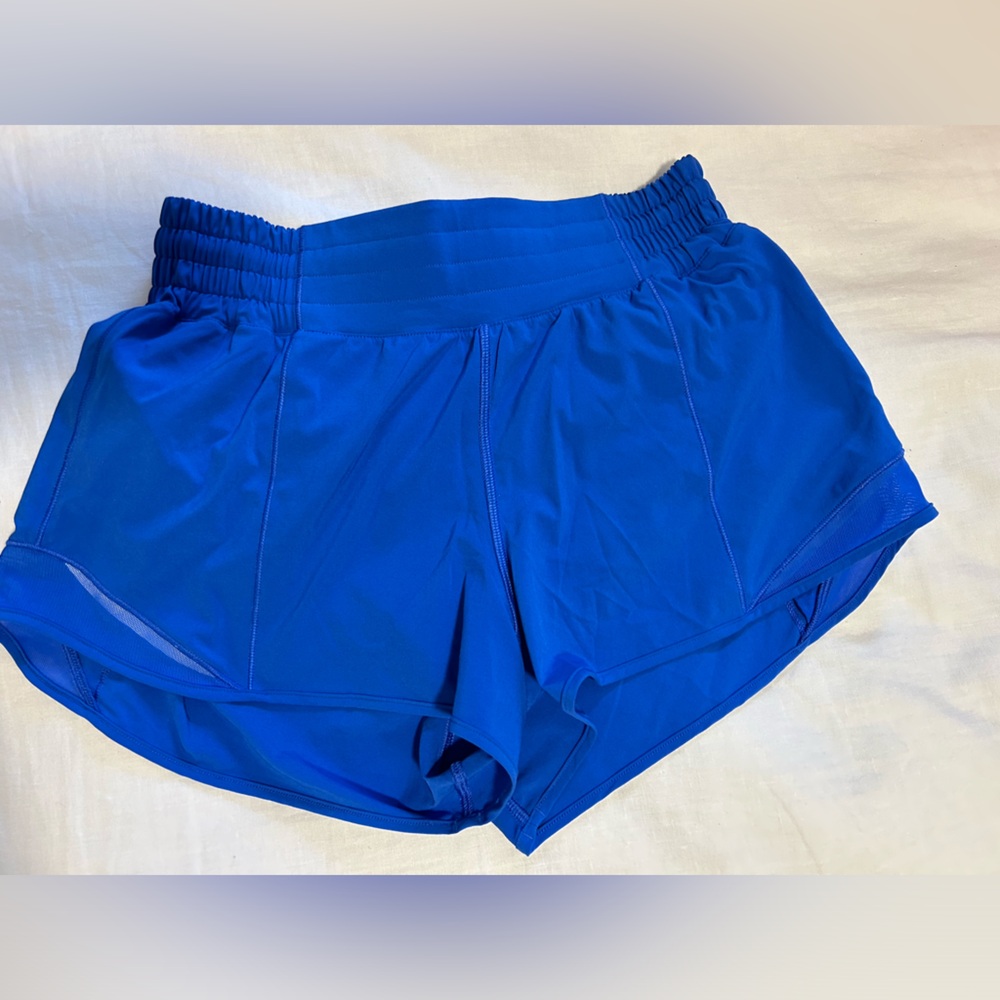 Lululemon Hotty Hot shorts HR blue 2.5 inseam